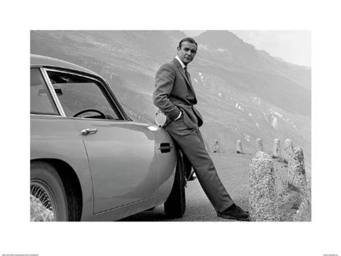 Kunstdruk James Bond Aston Martin 80x60cm